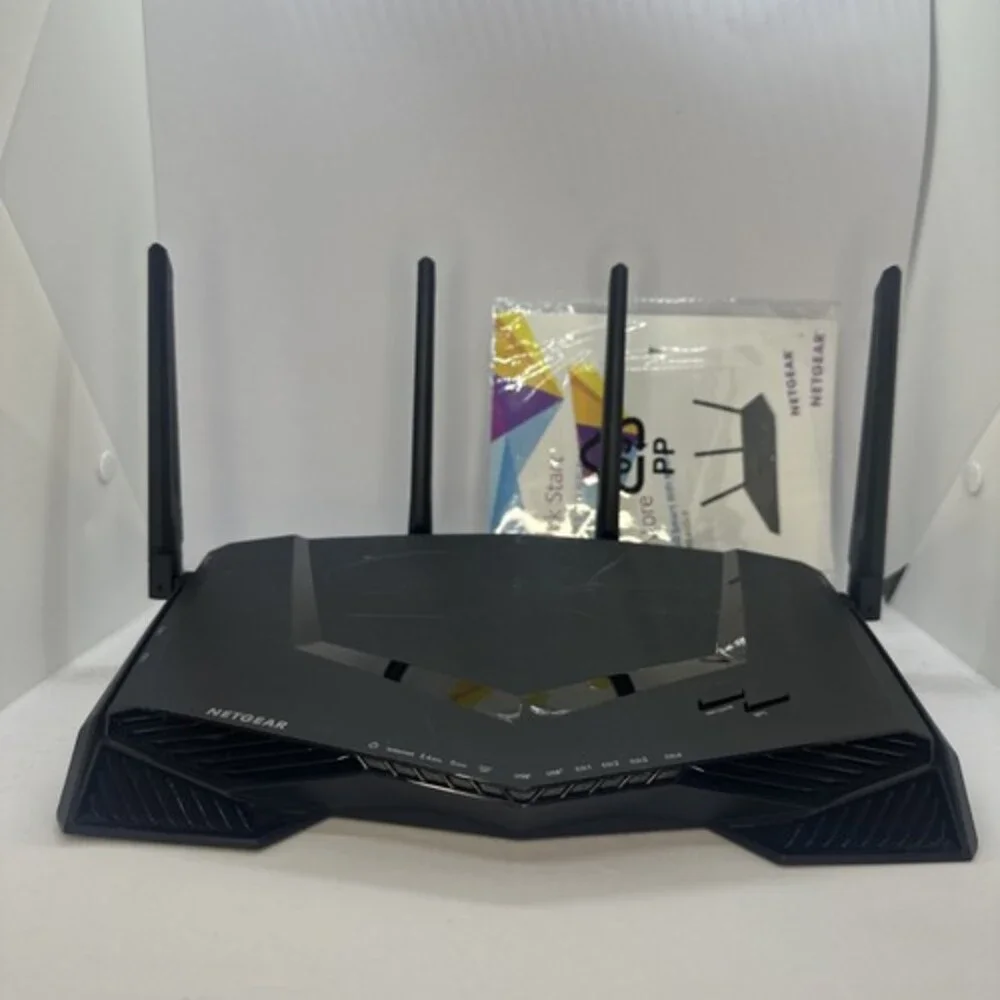 NETGEAR Nighthawk XR500 Pro Gaming Router - Picture 3 of 9